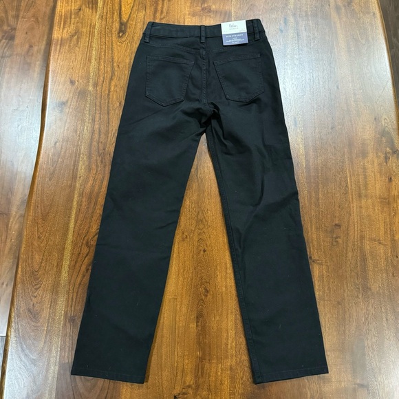 New! Boden Slim Straight Black Jeans Size 6P - Picture 3 of 10